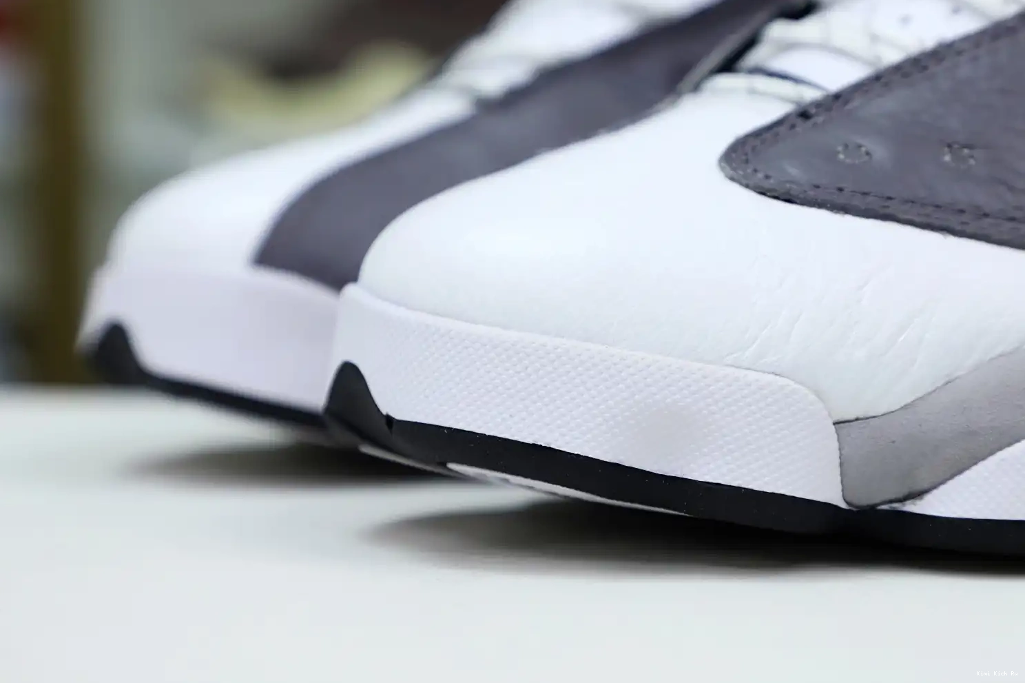 AIR Kimikick 13 'ATMOSPHERE GREY' JORDAN RETRO -414571-016 0802